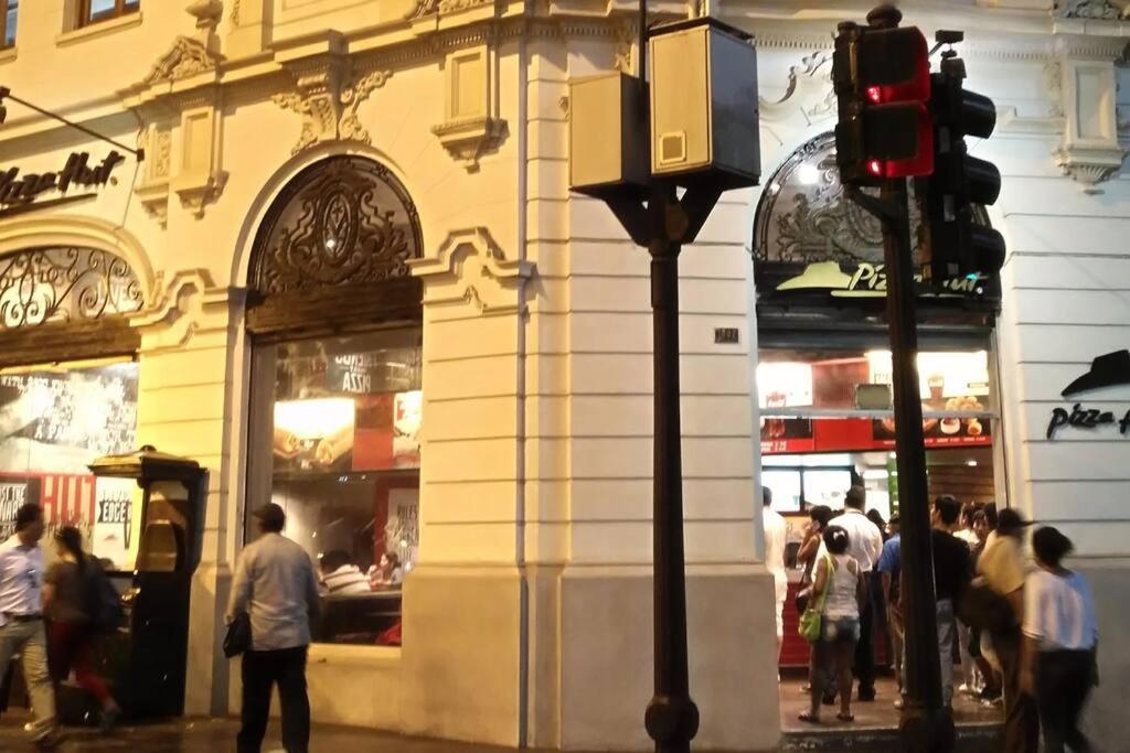 En Centro Historico De *